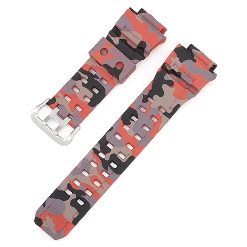 Camouflage pattern TPU watch strap with silver buckle measuring 12+7cm length