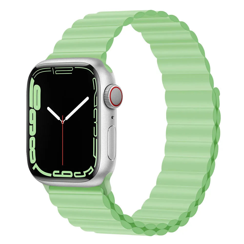 Silicone loop magnetic watch strap in starlight colour compatible with Apple Watch 38mm