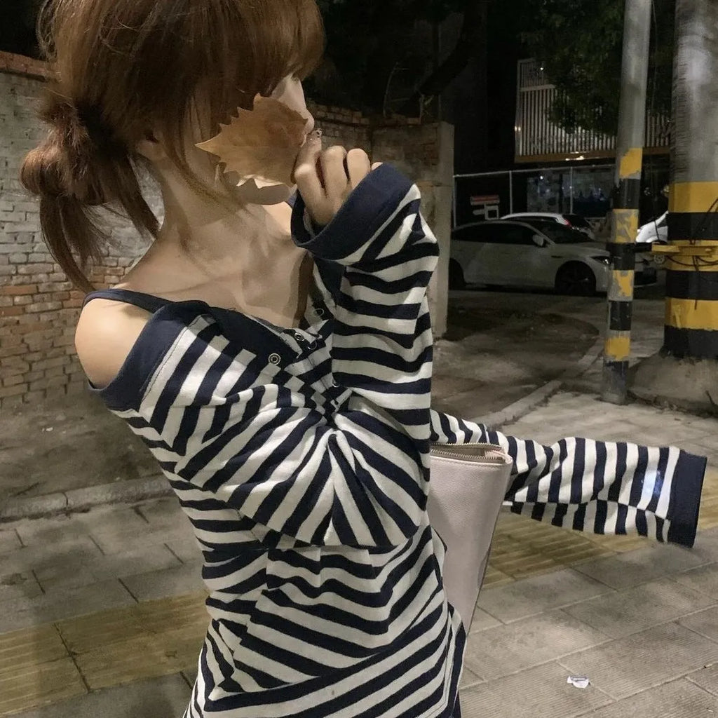 Dark blue oversized women's long sleeve t-shirt with embroidery and a striped pattern, Korean style.