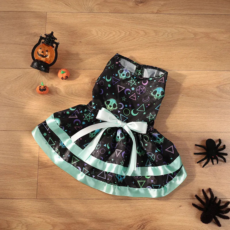 Halloween pet skirt for dogs with colourful pumpkin pattern and double-layer construction