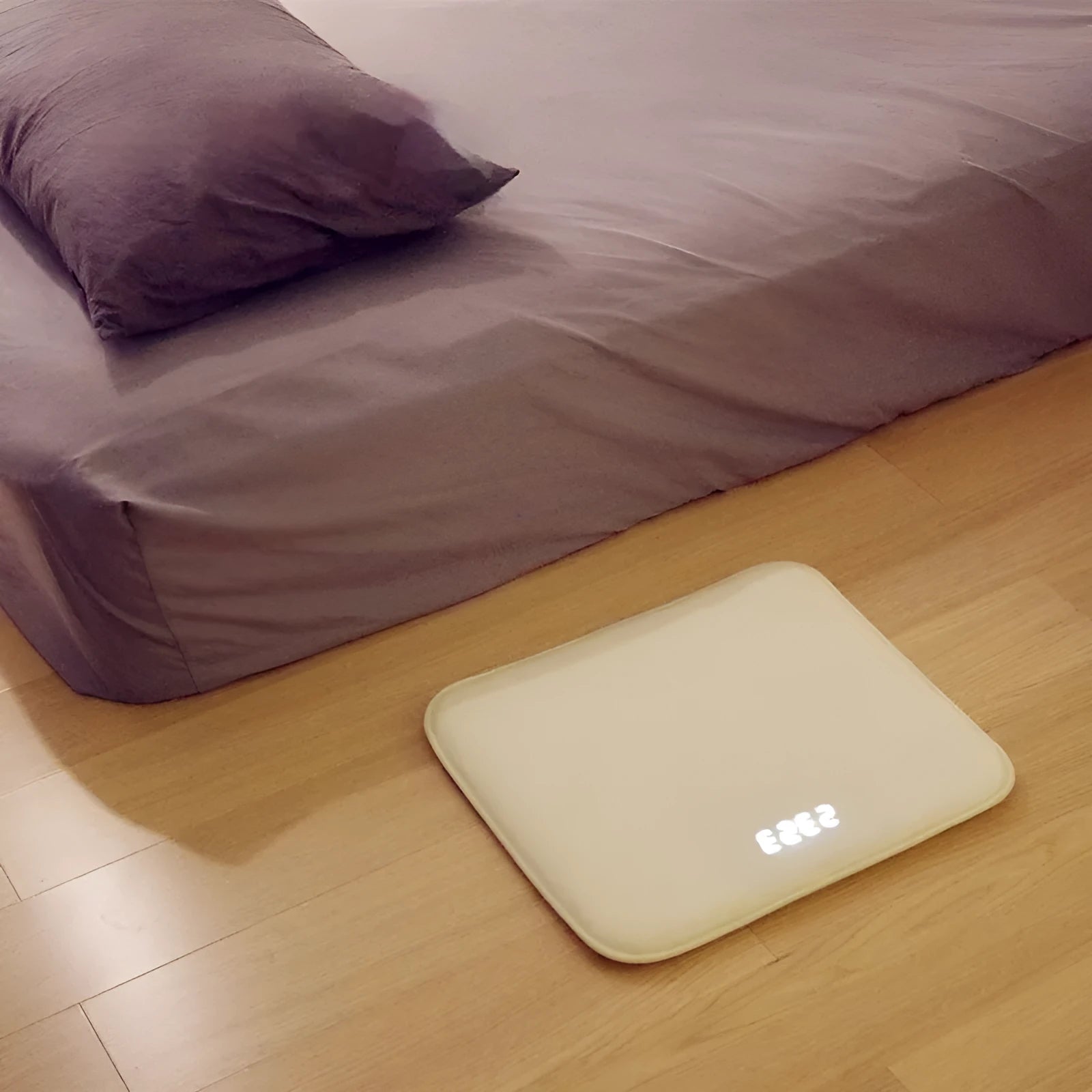 Smart carpet mat alarm clock with cloth velvet surface, 20mm thick, small or large size, dual daily alarms and stand-on deactivation