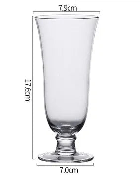 Transparent lead-free glass cocktail glass with seamless flat base and satin-board wall design