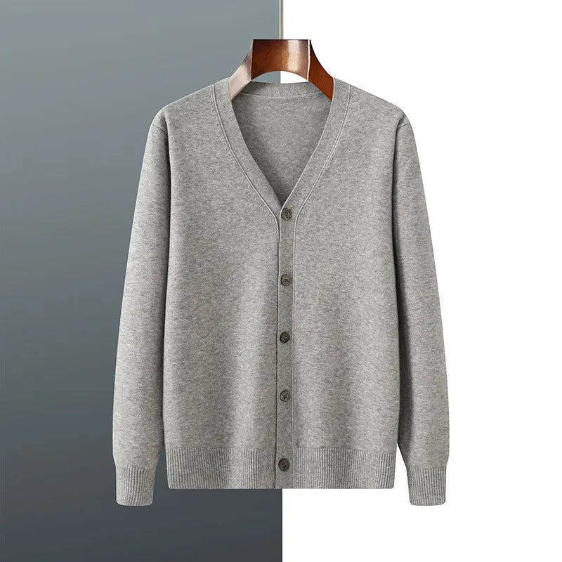 Men's loose-fit Andy velvet cardigan coat in dark blue with V-neck and long sleeves.