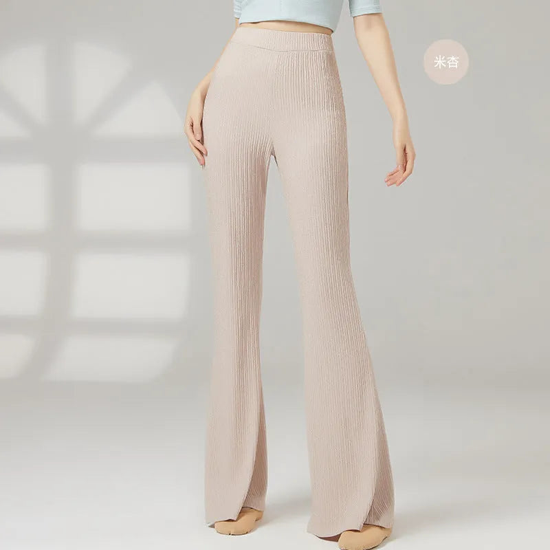 Women's classical dance practice trousers in polyester fabric available in multiple colours for sports training