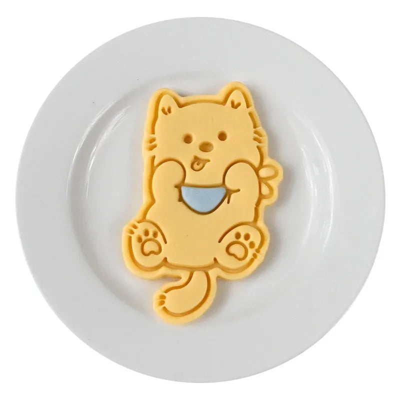 Three-dimensional plastic pet biscuit mould with cartoon puppy designs