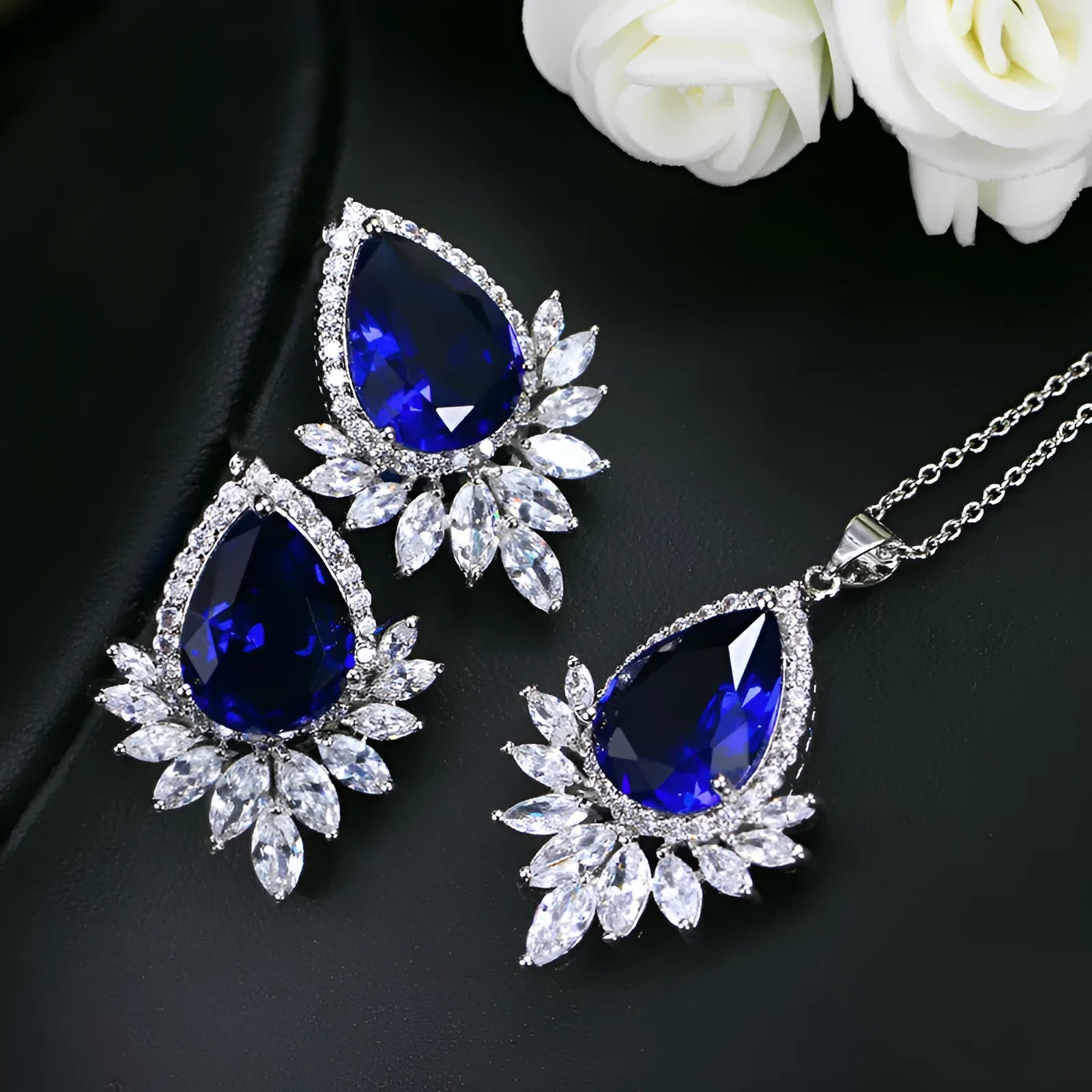 Gold-tone wedding jewellery set with AAA chain necklace and earrings in blue, red, or white