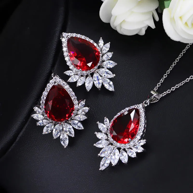Gold-tone wedding jewellery set with AAA chain necklace and earrings in blue, red, or white