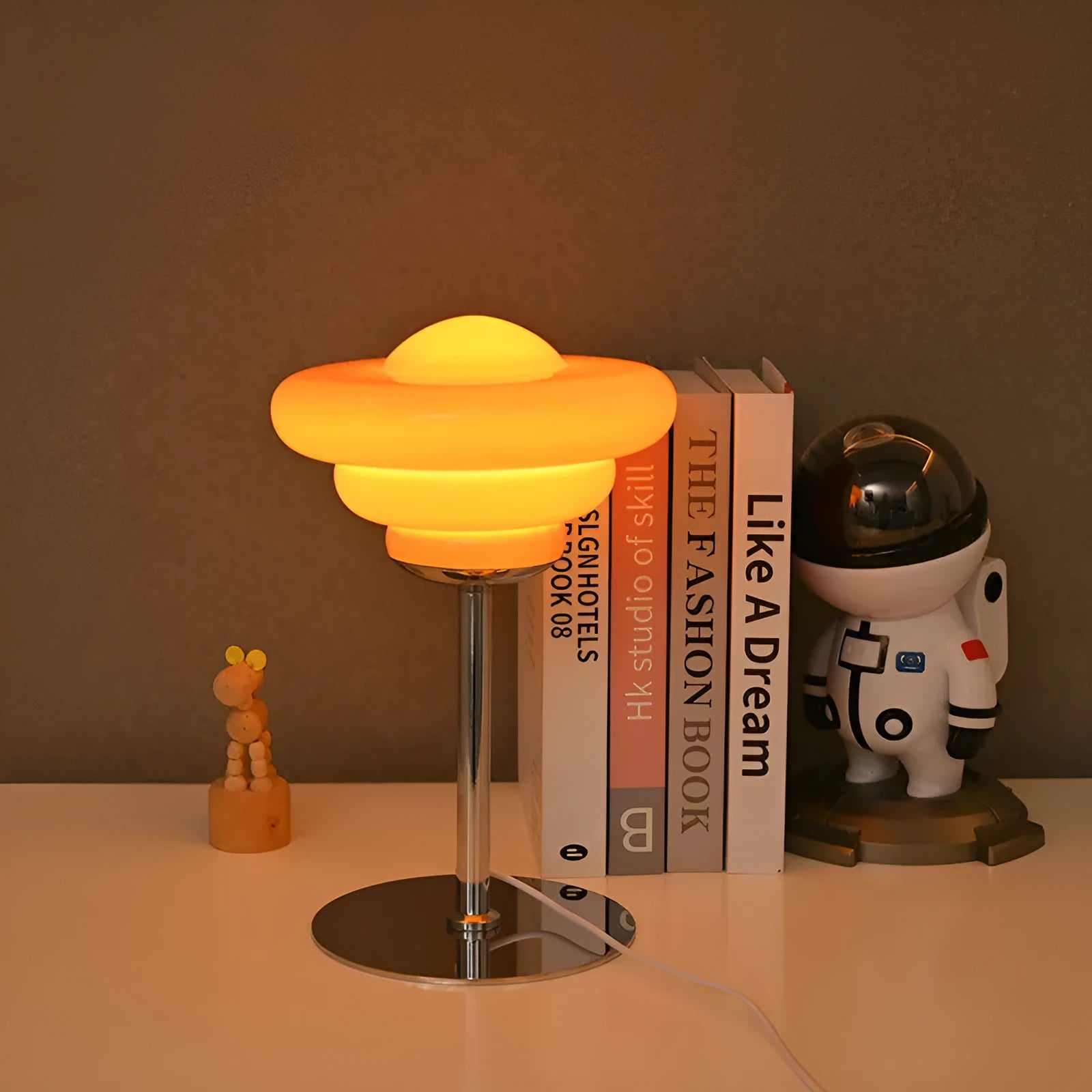 Mid-ancient conch table lamp with metal holder in cream colour, bedside or desk use