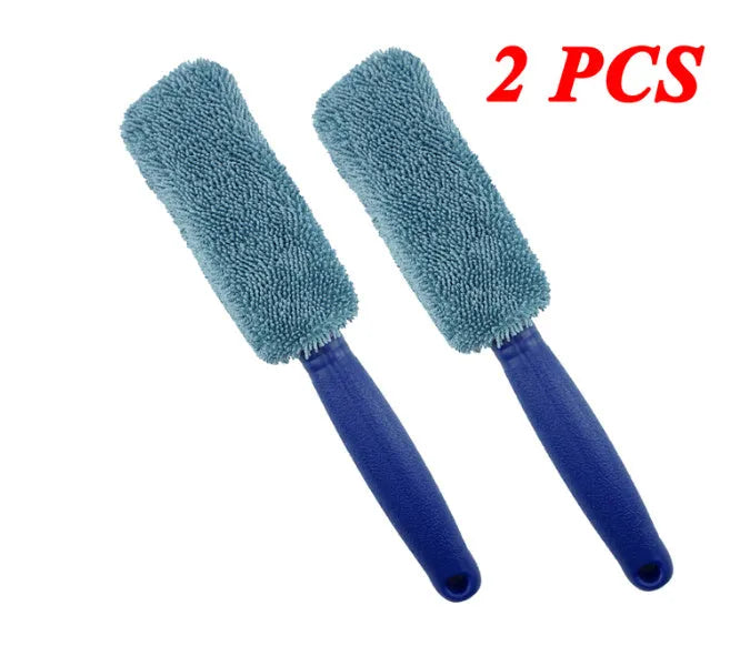 Microfiber car tyre brush with long 29cm handle in blue colour for cleaning alloy wheels