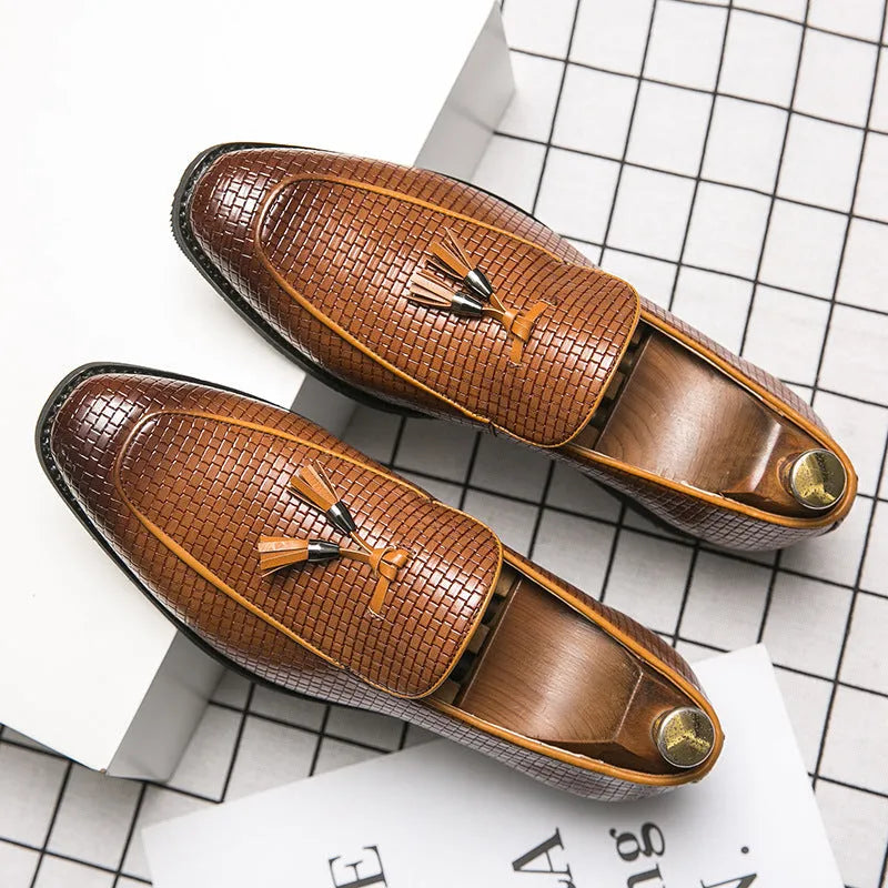 Men's black pointed toe slip on business shoes with tassel decoration on artificial PU leather