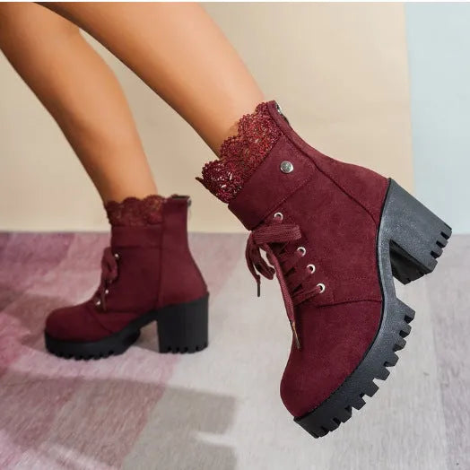 Chunky heel lace-up Martin boots in patent leather with platform sole, three colour options