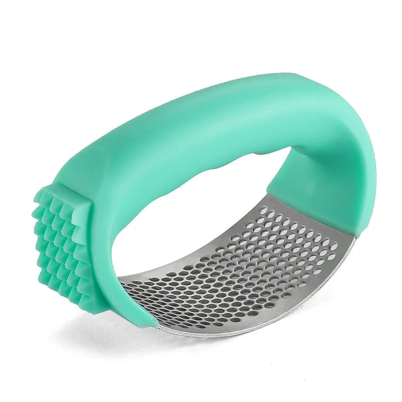 304 stainless steel garlic press with polypropylene handle in green colour