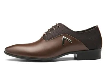 Men's black Oxford shoes made of artificial PU leather with a rubber sole and lace-up design.