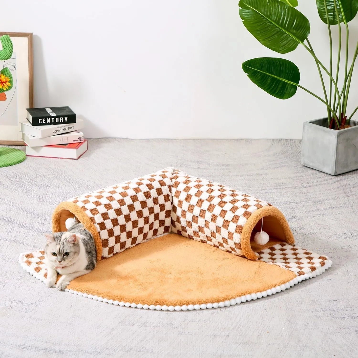 XL fan-shaped plush pet bed tunnel for dogs and cats in yellow plaid colour with anti-slip bottom.