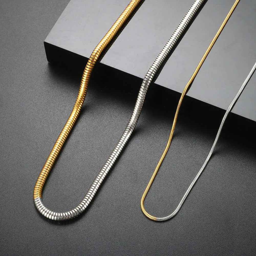 Women's stainless steel snake bone chain necklace with 3mm thickness and geometric lines