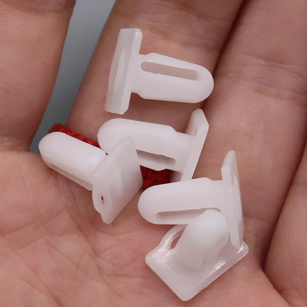 PA66 plastic automotive clips in D318 colour for interior trim fastening