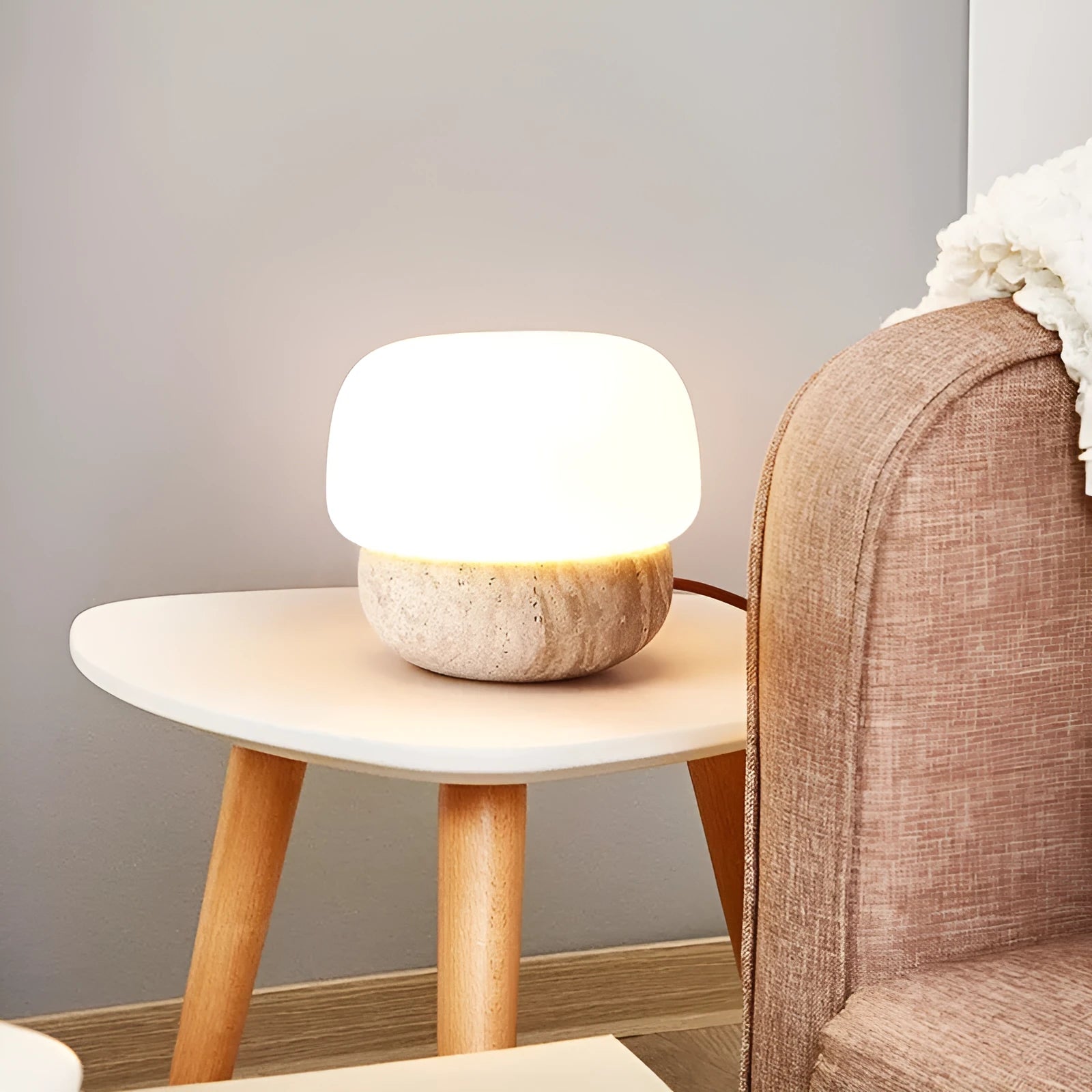 Cream retro bedside lamp with button switch measuring 18cm wide by 17cm high