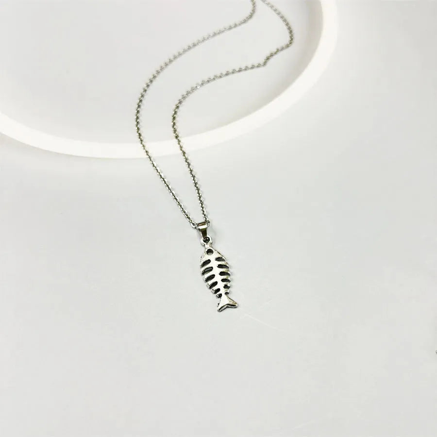 Women's fishbone pendant earrings with adjustable O-shaped chain in retro alloy jewellery set
