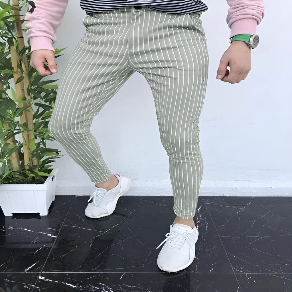Men's slim-fit casual trousers with 3D printed plaid pattern in colour RKKZ49