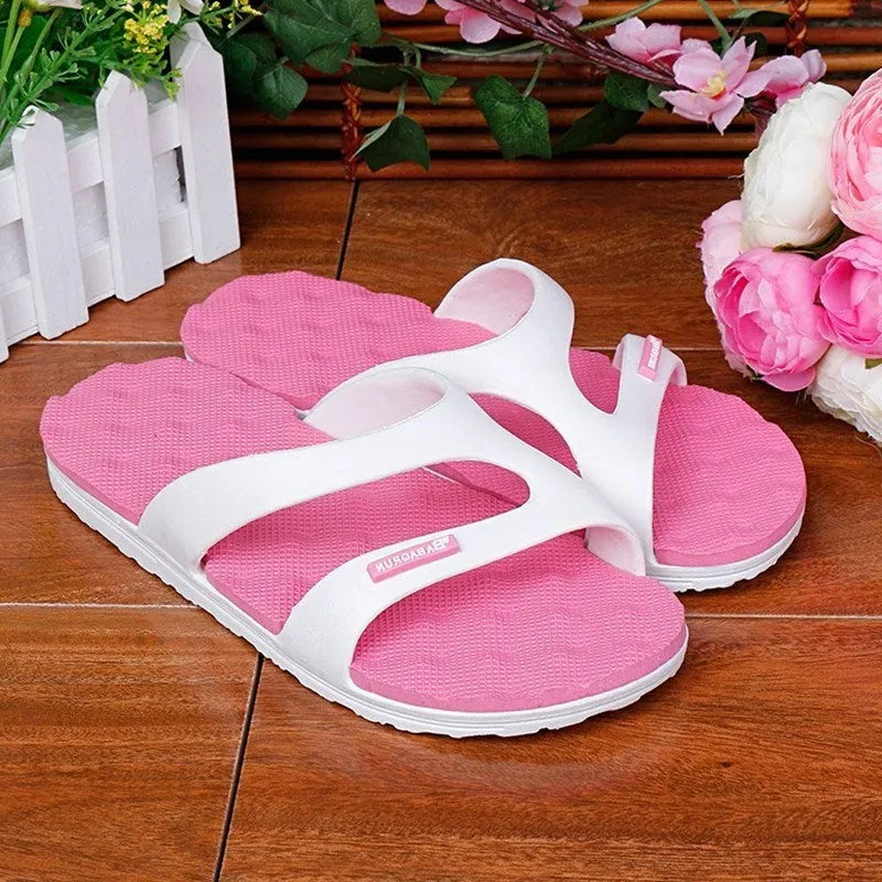 Blue Chinese summer slippers for men with open design suitable for balcony and courtyard use