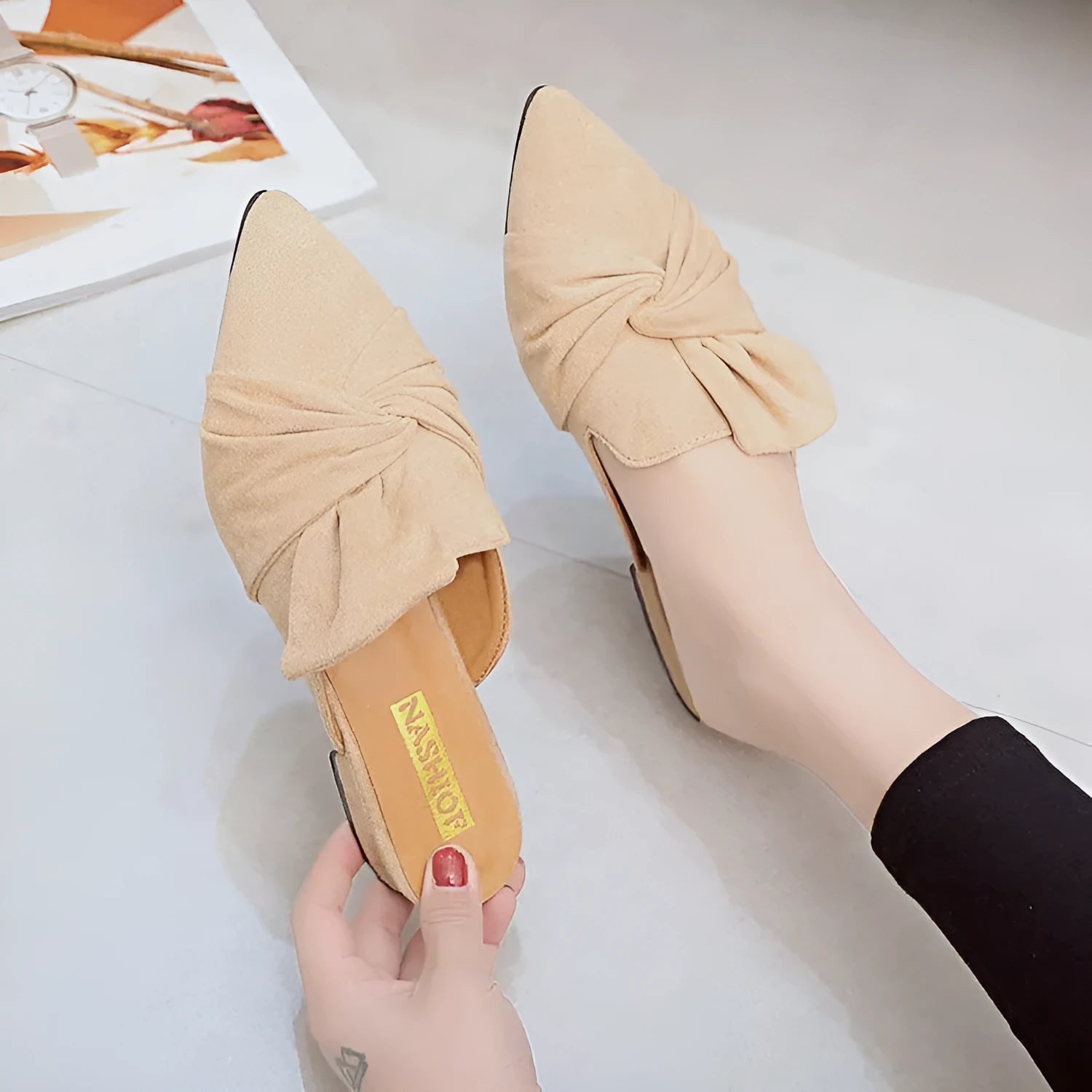 Suede pointed slippers with bow decoration, low square heel, black and beige colour options