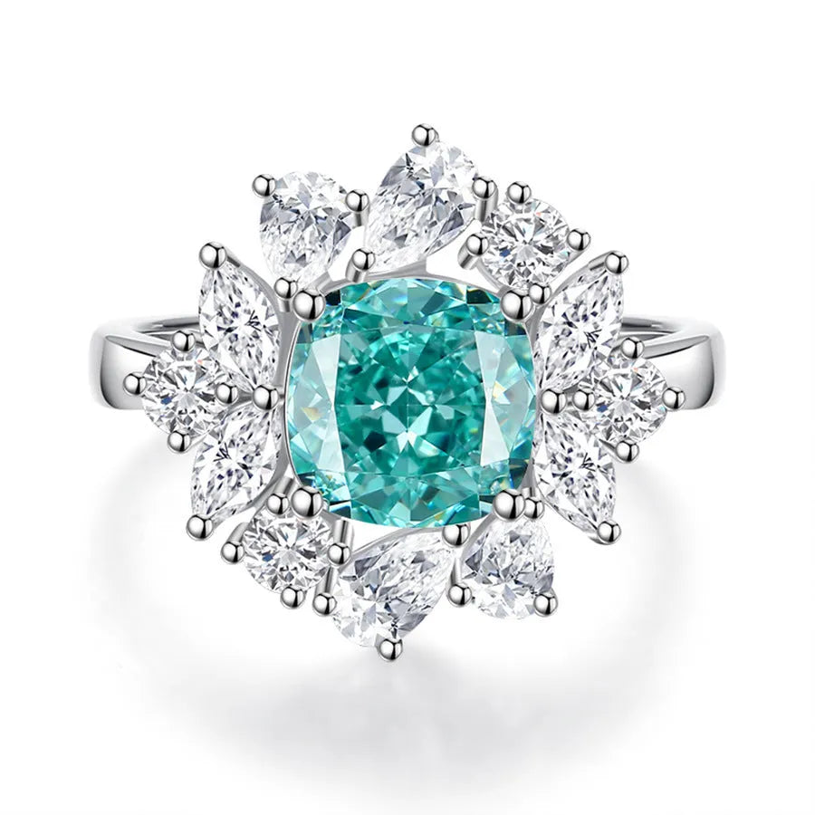 S925 sterling silver ring for women with a green emerald stone set using Palaibahao inlay and diamond accents.