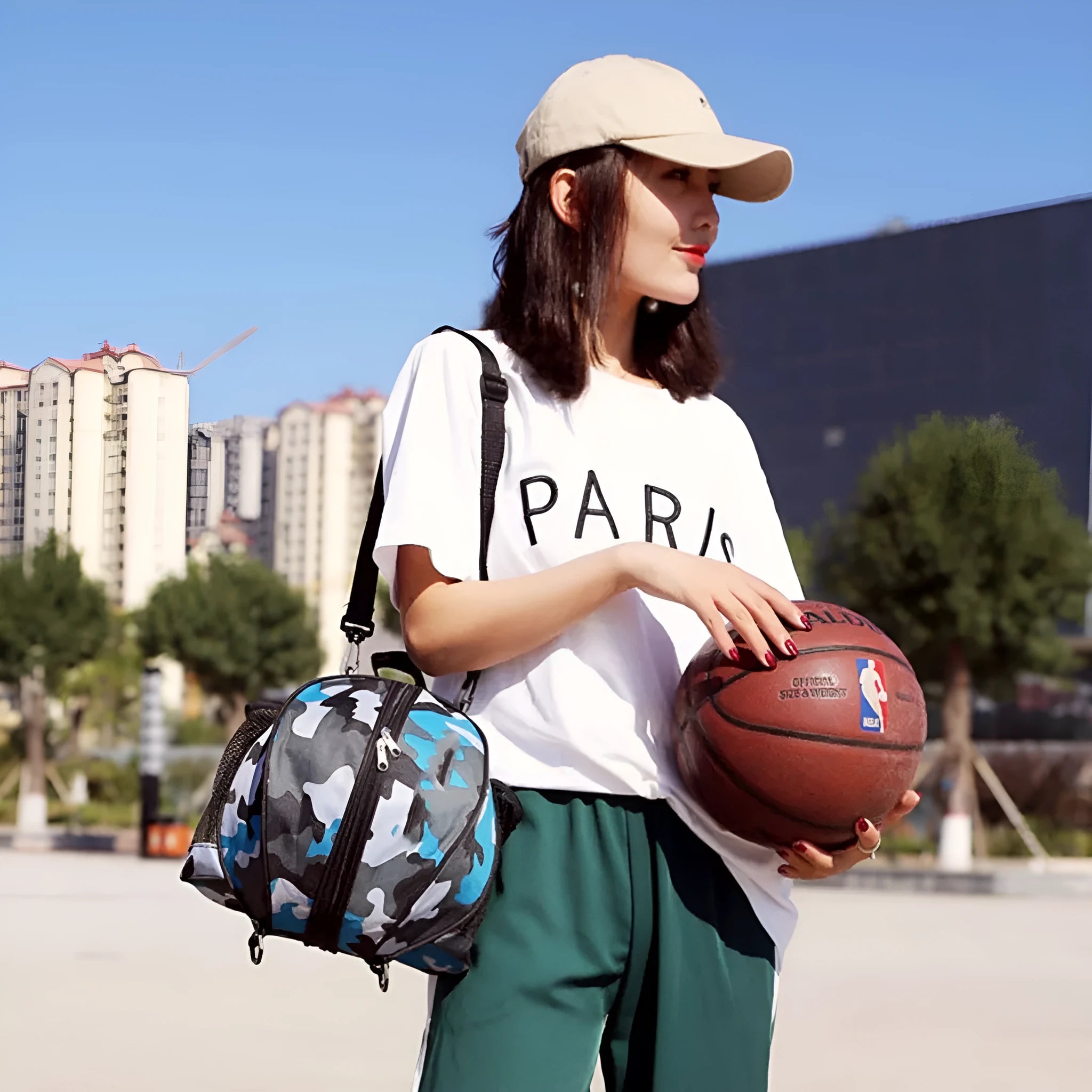 Oxford cloth basketball training bag with 9L capacity showing colour options