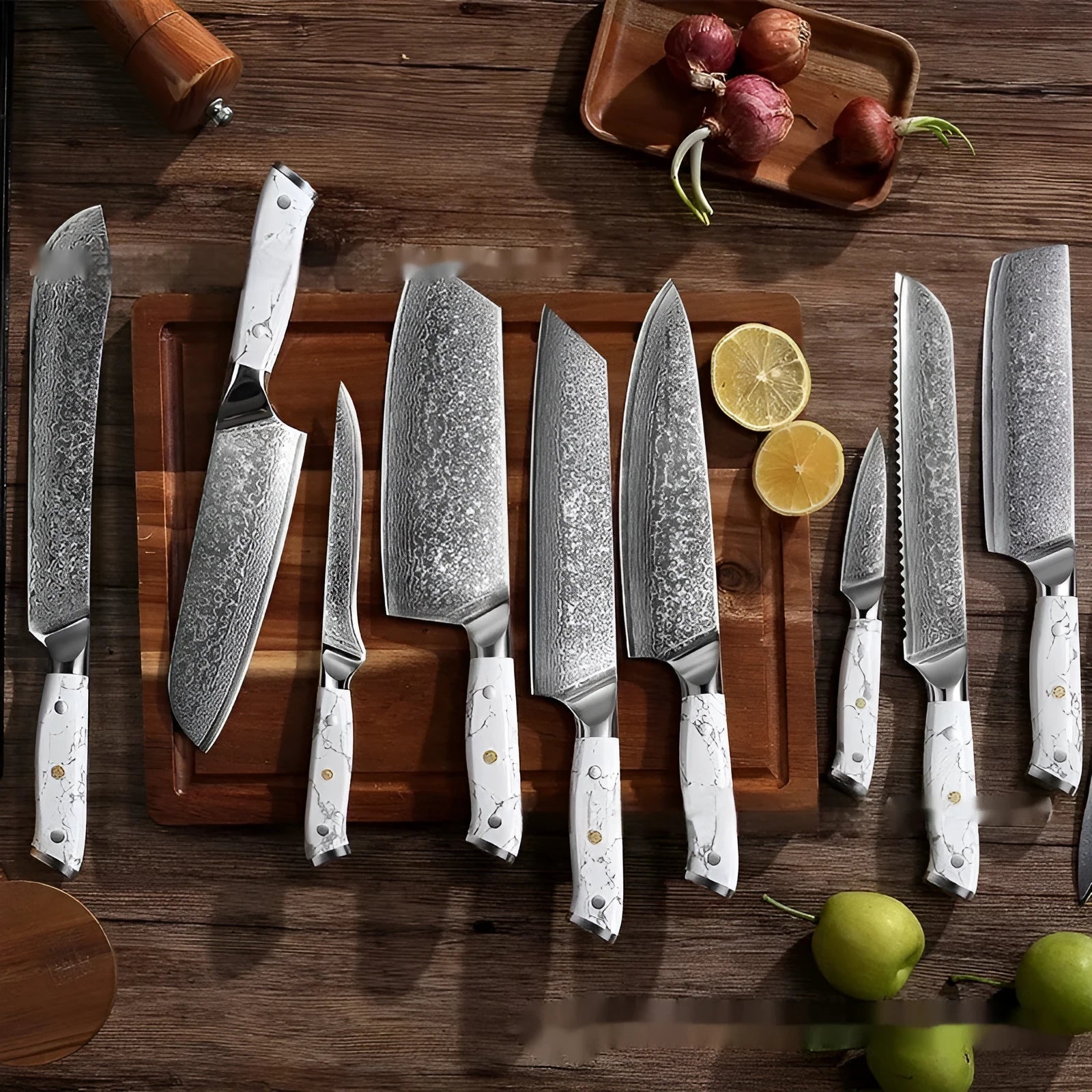 Damascus pattern chef's knife with 21cm VG10 steel blade and 11cm handle showing Japanese knife construction