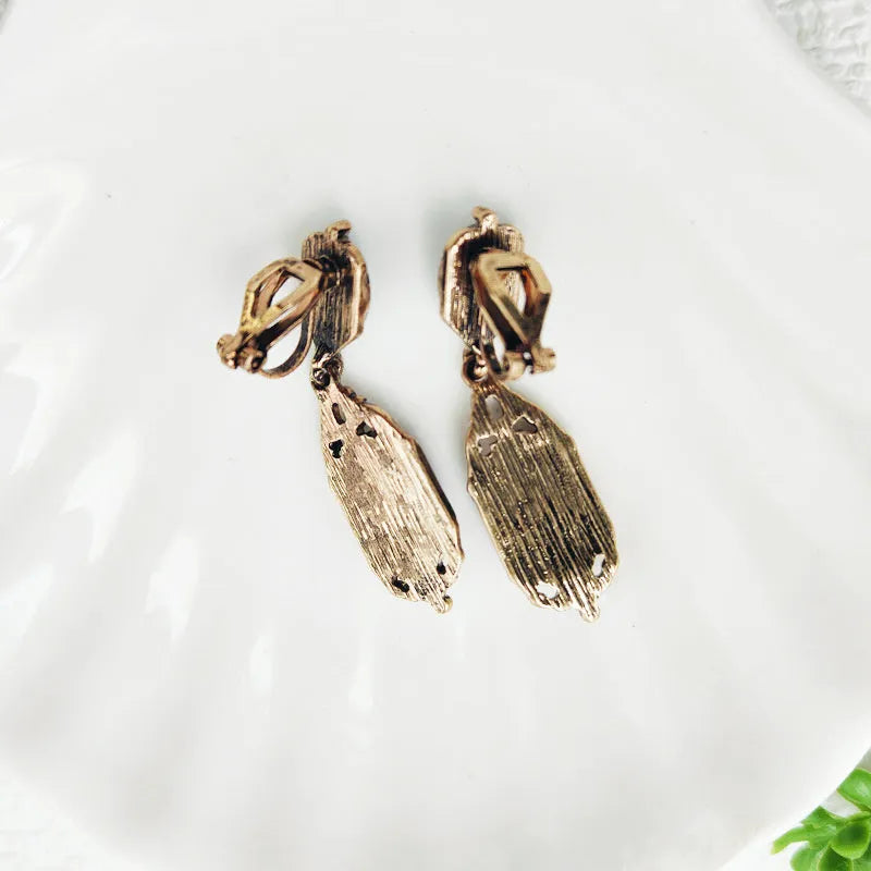 Chinese style alloy earring with electroplated finish, silver needle option, round shape