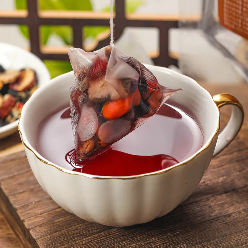 Sealed bag of Ginseng Black Wolfberry Tea containing 40 individual 5g tea bags.