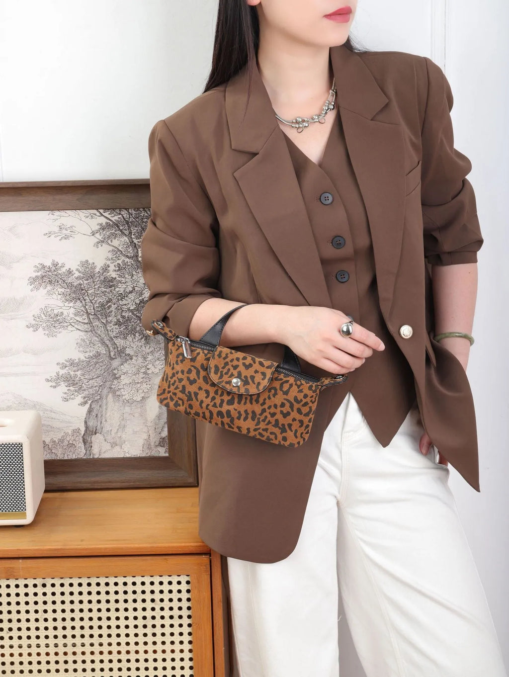 Women's genuine leather spliced dumpling crossbody bag with suede finish in six colour options
