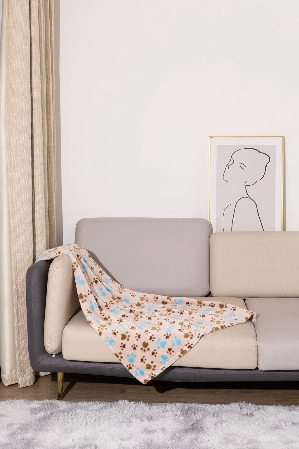 Blue dog cartoon pattern pet blanket showing double-sided flannel texture and size options