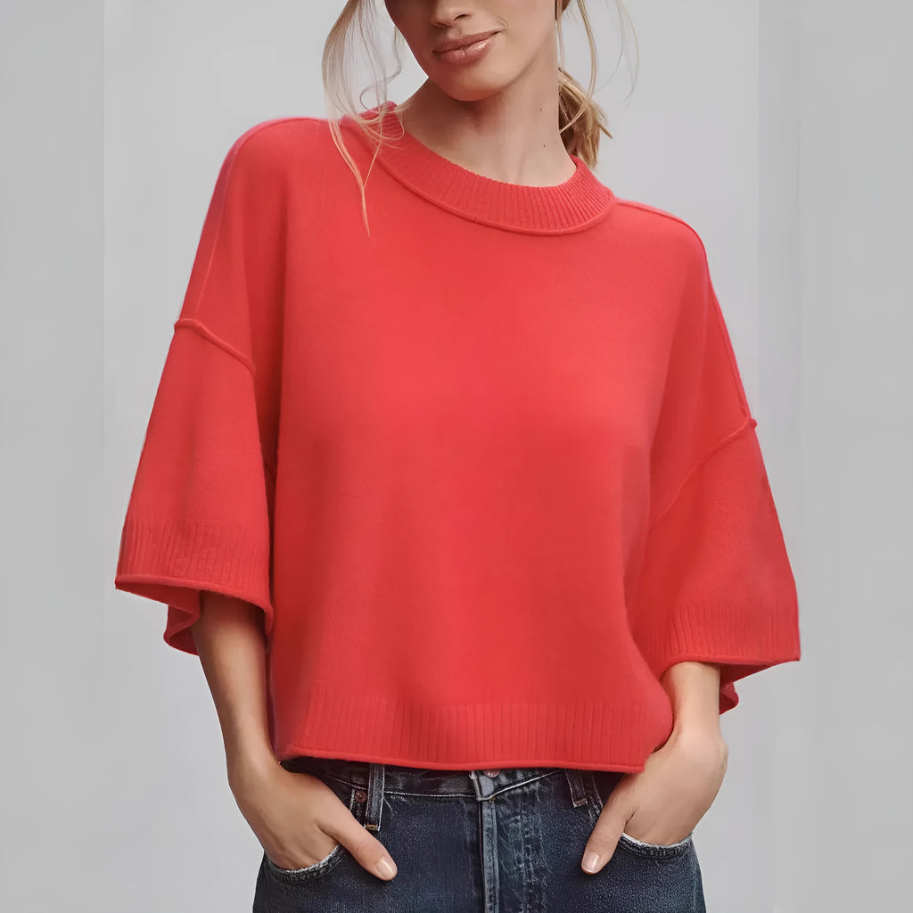 Red or white hot girl style viscose t-shirt with exposed navel design, regular sleeves, pullover style