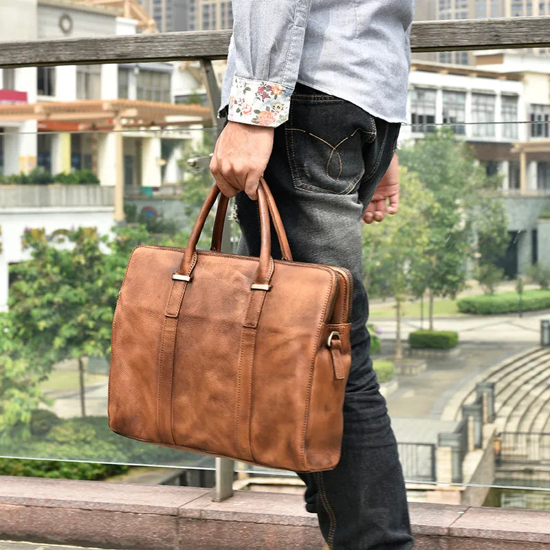 Vintage cowhide leather men's handbag in brown, medium size 35x8x26cm, with zipper closure and shoulder strap