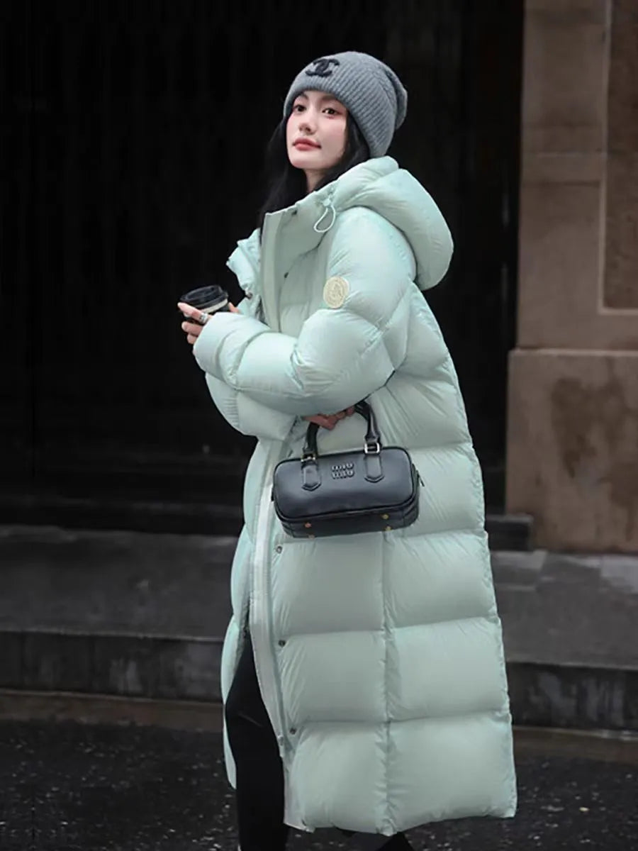 Slim fit over-the-knee down jacket for women, black colour, cotton fibre fabric, long sleeves