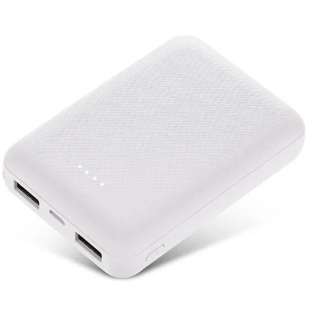 Ultra-thin 10,000mAh power bank in black or white with multi-USB ports