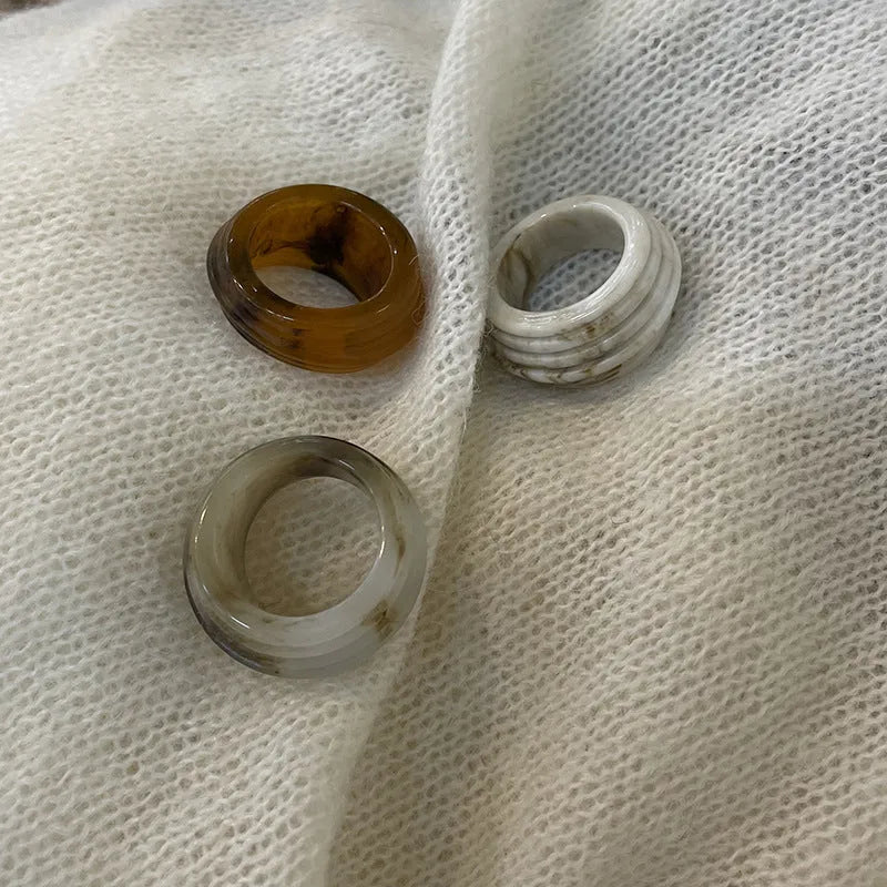 Geometric resin ring with irregular wide band in Chinese retro style