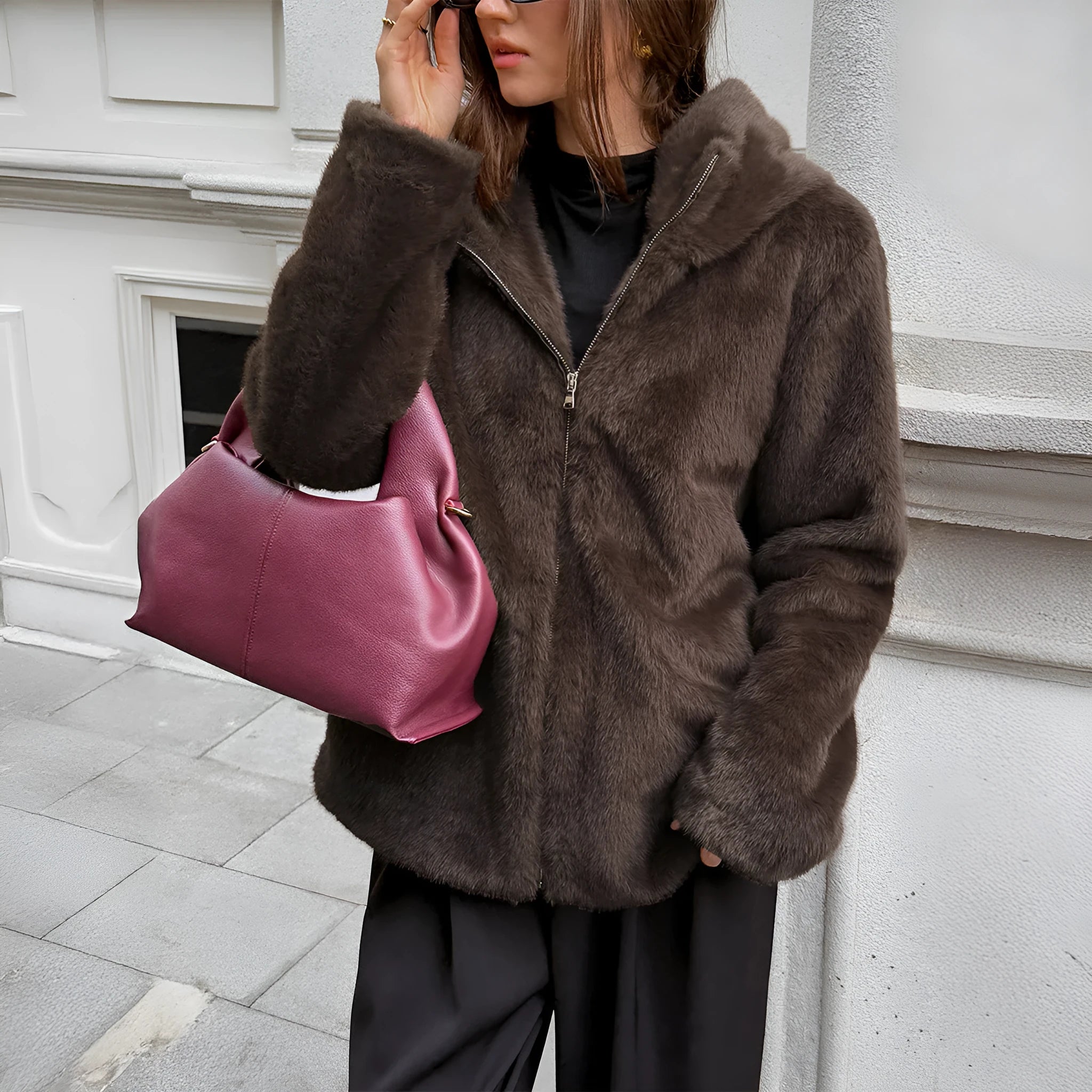 Women's brown polyester coat with faux fur collar long sleeves