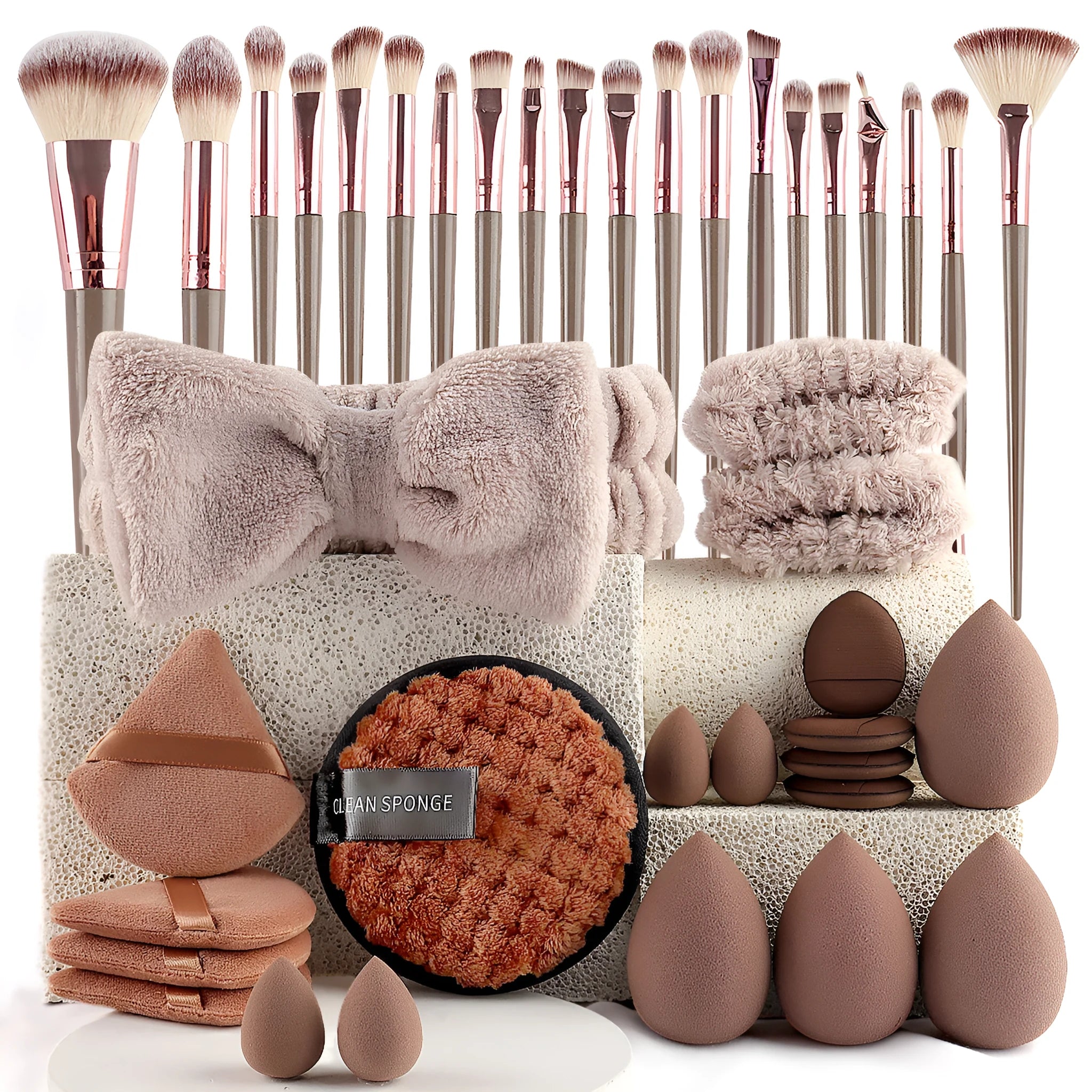 Hydrophilic non-latex beauty brush set with face washing and makeup application tools in brown, pink, or purple colours