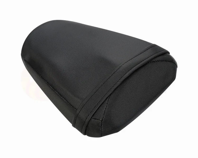Suzuki GSXR1000 motorcycle seat covers in black PU leather, front and rear set configuration