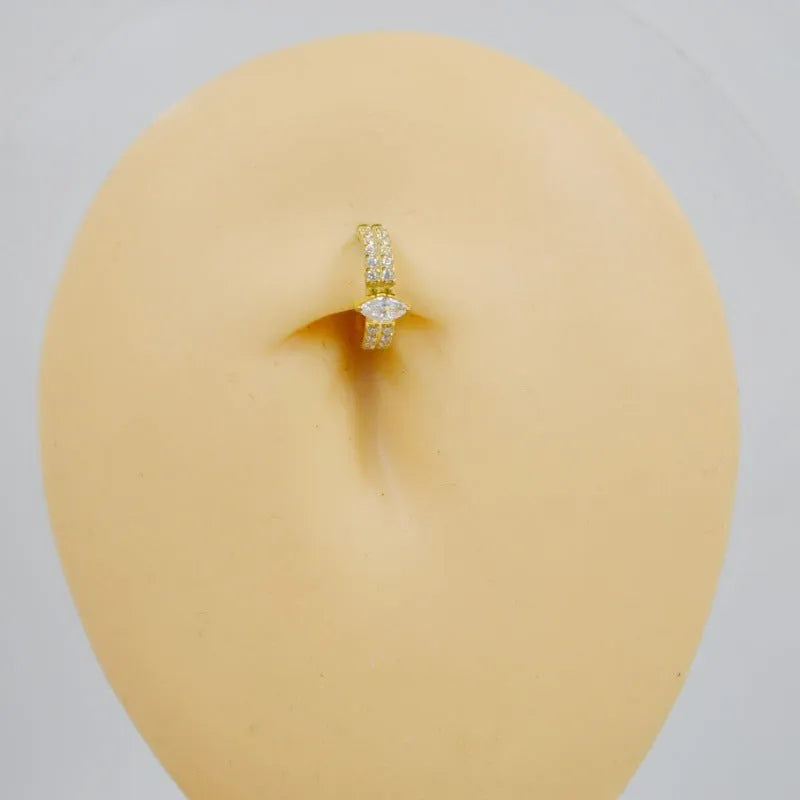 Heart-shaped zircon earrings with diamond treatment in 316 titanium steel, silver or gold colour options