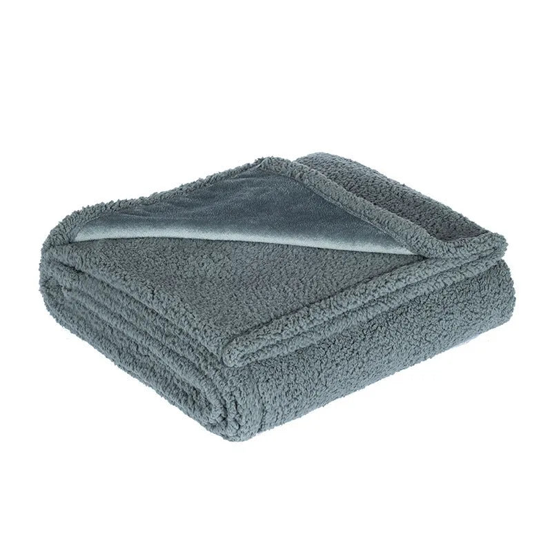 Water-proof flannel blanket in cotton velvet cloth, black colour, rectangular shape, suitable for indoor use