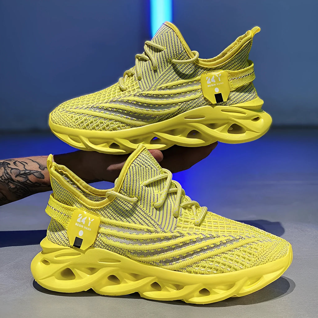 Men's flyknit breathable mesh casual sneakers low top round toe mid heel foam sole summer leisure shoes