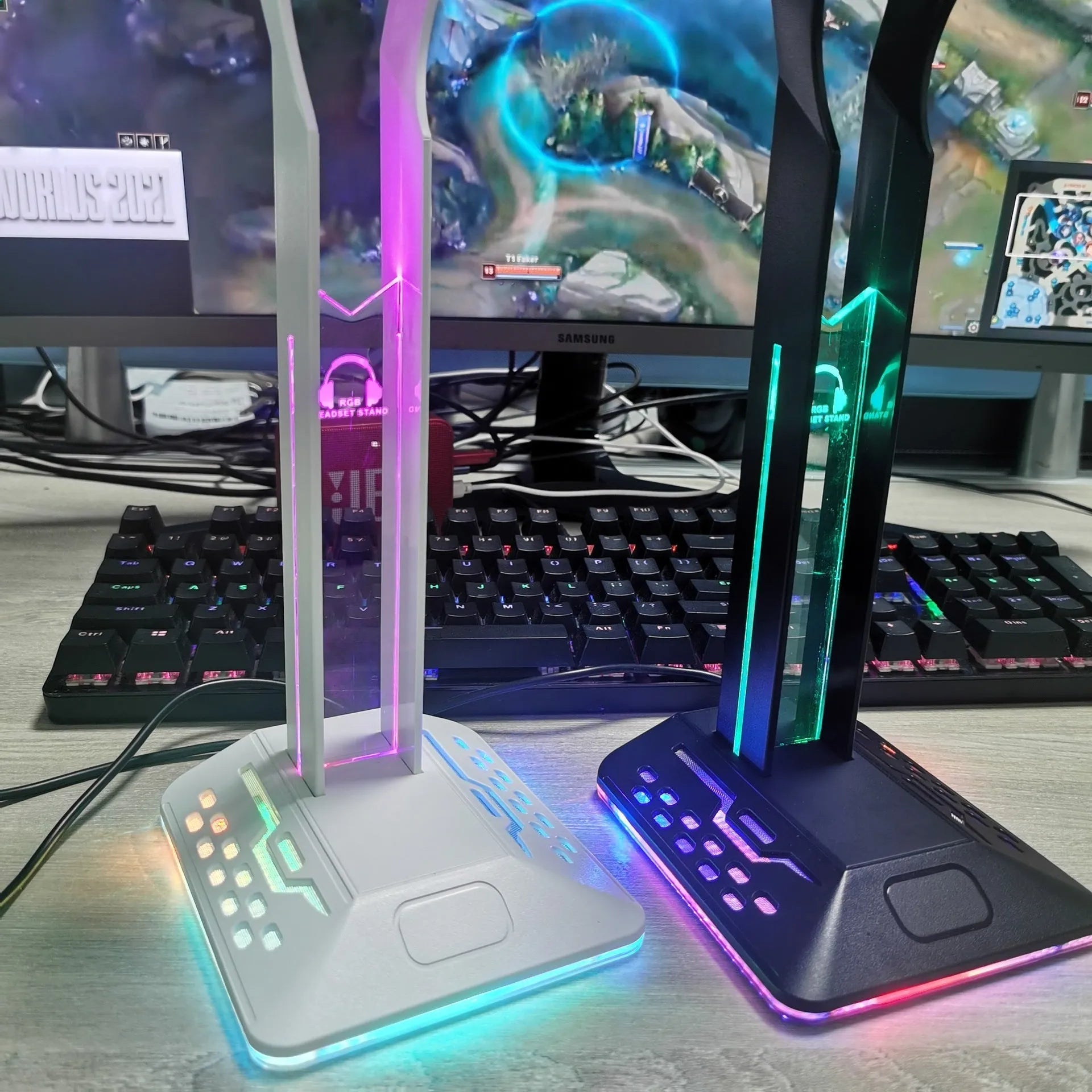 RGB colour changing headset bracket with dual USB ports and headphone holder