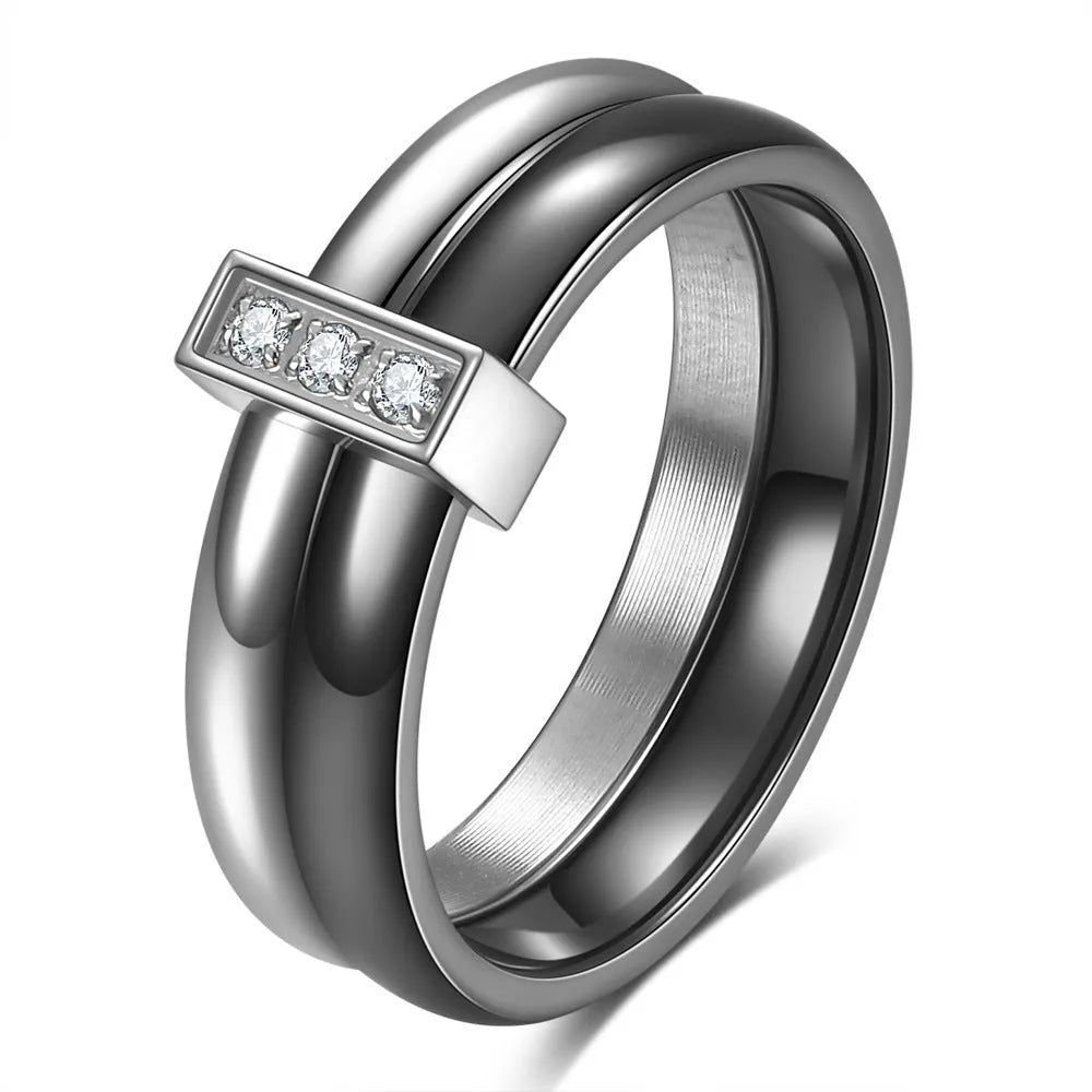 Women's ceramic ring with glossy stitching detail in steel black colour on size 8 finger