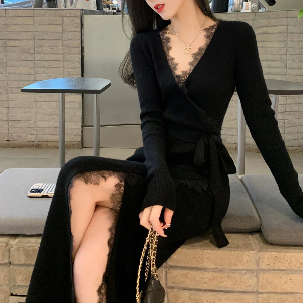 Women's black slim fit woolen skirt with princess dress silhouette and free size design