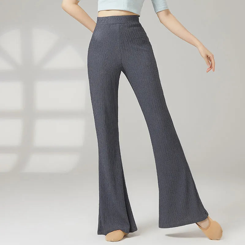 Women's classical dance practice trousers in polyester fabric available in multiple colours for sports training