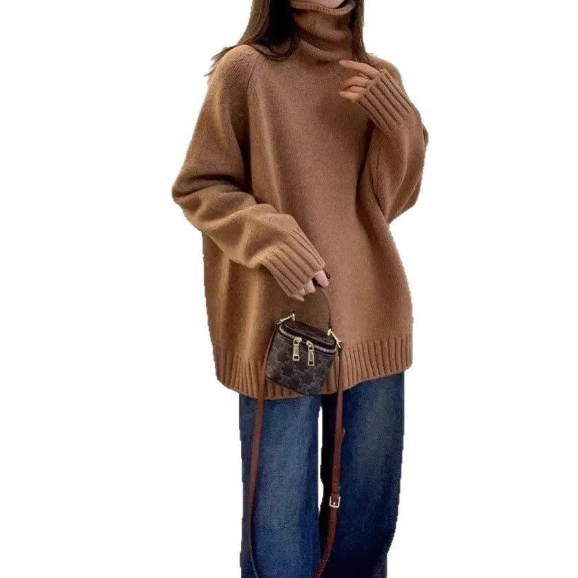 Women's loose turtleneck sweater with thick curling pile collar in polyester mesh fabric