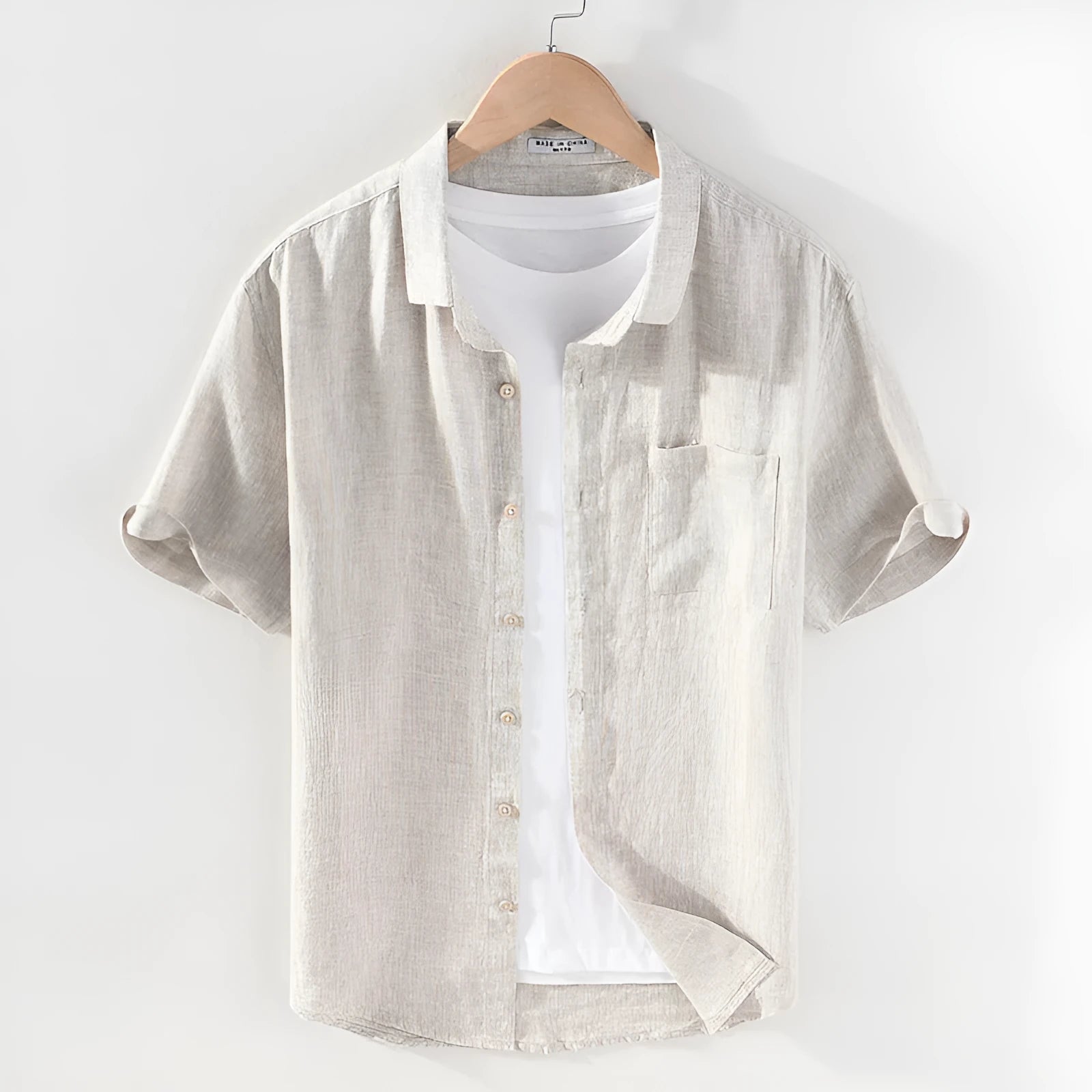 Men's short sleeve linen shirt with square collar in raw jute colour