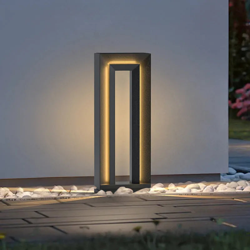 Geometric stainless steel solar garden lamp with acrylic elements